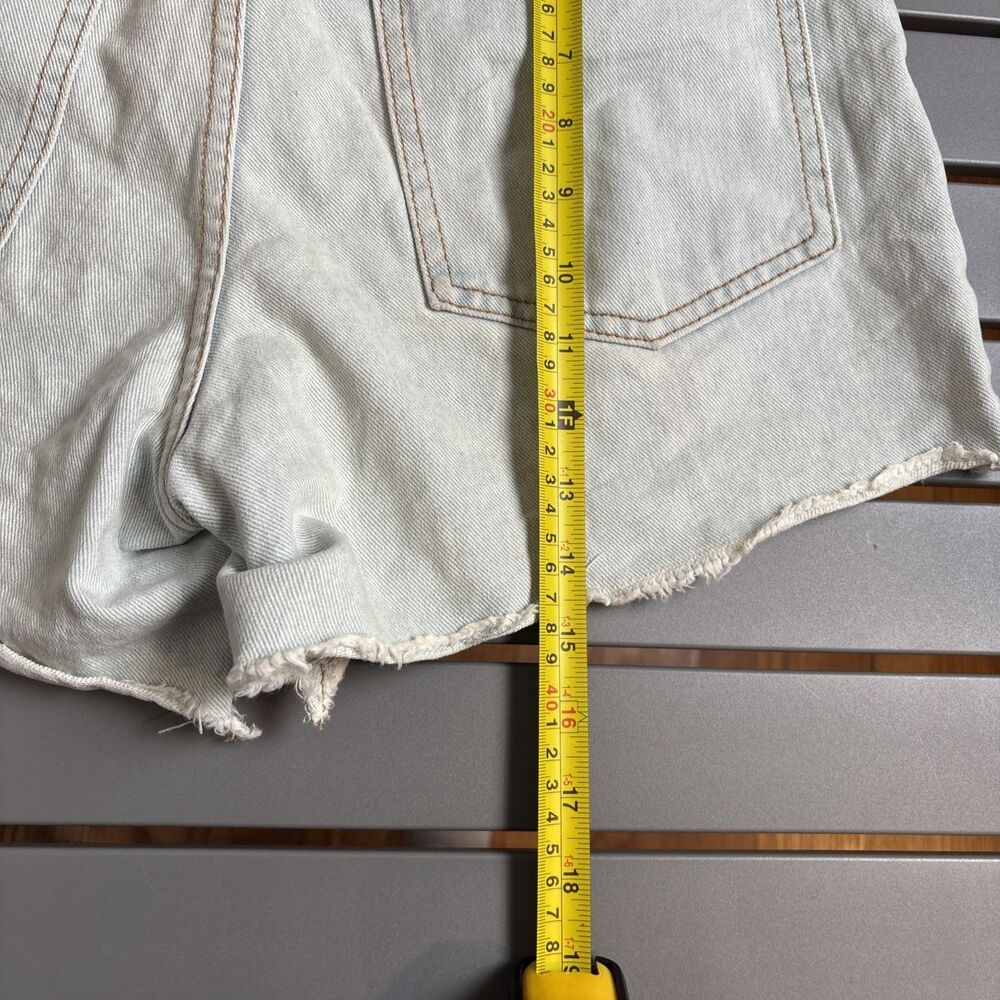 BillaBong Cut Off Shorts Womens Size 28 Blue Denim Distressed Light Wash - Picture 8 of 10